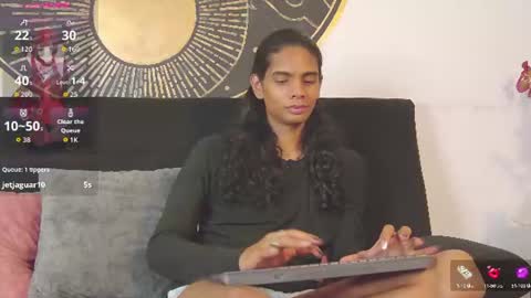 Maxi  Max online show from July 8, 2026, 8:24 pm