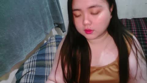 Maxie online show from October 22, 2025, 1:00 pm