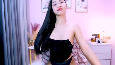 Snapshot of maxie_greyson chatting on February 15, 2025, 12:59 am maxie greyson online show from February 15, 2025, 12:59 am