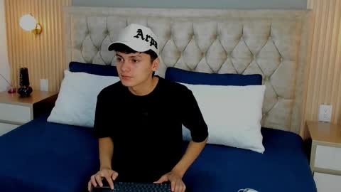 --  -- online show from January 11, 2026, 2:49 am