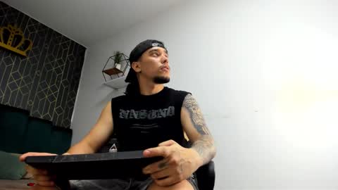 maximo_lane online show from March 2, 2026, 11:44 pm