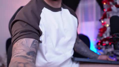 Maximo online show from December 23, 2025, 5:27 am