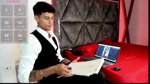 Snapshot of maximo_romano chatting on October 23, 2025, 8:07 pm Maximo online show from October 23, 2025, 8:07 pm