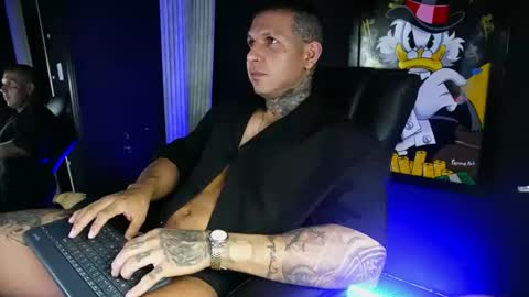 Snapshot of maximo_vega chatting on October 24, 2025, 11:12 pm Maximo online show from October 24, 2025, 11:12 pm