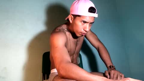 Maximo Aron Vega online show from January 30, 2025, 6:35 am