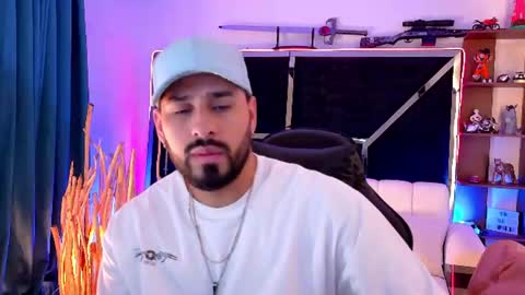 Snapshot of maximo_vlda chatting on June 17, 2026, 7:04 pm maximo online show from June 17, 2026, 7:04 pm