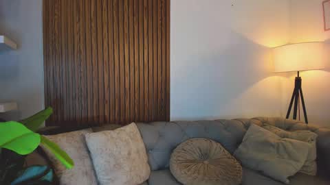 Maximo Wolf online show from March 6, 2026, 7:21 pm