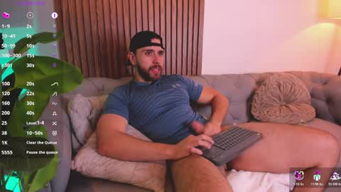 Maximo Wolf online show from April 4, 2026, 10:18 pm