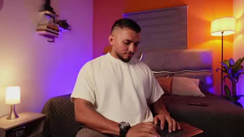 Maximus Clark online show from June 13, 2026, 2:31 am