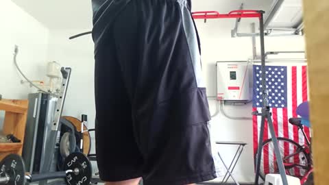 Snapshot of maximusdemitrious chatting on October 19, 2025, 7:58 pm maximusdemitrious online show from October 19, 2025, 7:58 pm