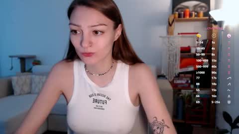 Maxine online show from September 25, 2025, 11:25 am