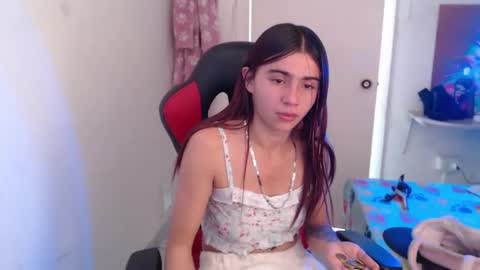 maxinesex_ online show from November 13, 2025, 6:07 pm