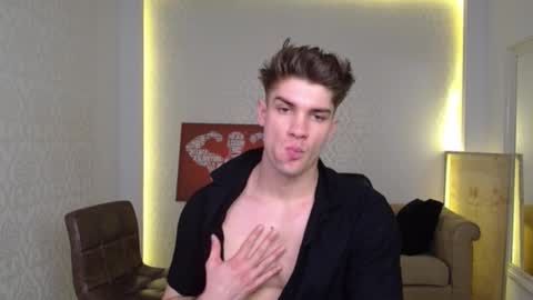 MaxKaiden online show from February 12, 2025, 11:51 am