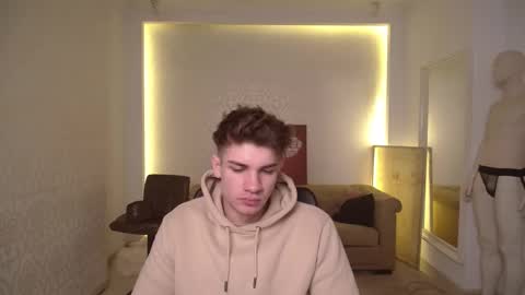 MaxKaiden online show from February 27, 2025, 5:45 am