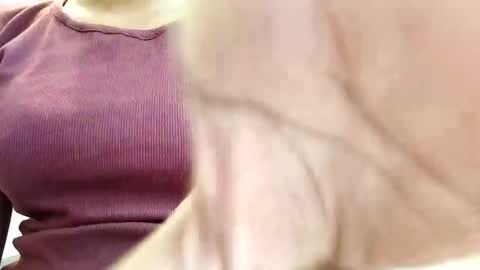 Dorea online show from April 22, 2026, 2:36 am