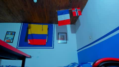 Snapshot of maxowens_oficial chatting on February 12, 2026, 11:00 pm MAX online show from February 12, 2026, 11:00 pm