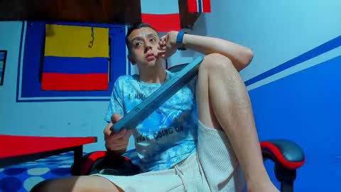Snapshot of maxowens_oficial chatting on February 27, 2026, 9:48 pm MAX online show from February 27, 2026, 9:48 pm