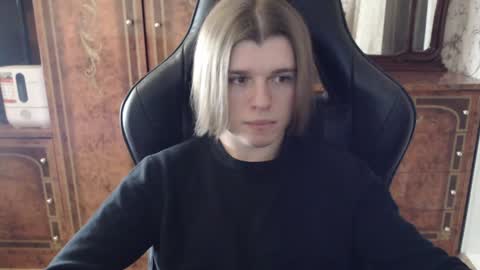 Snapshot of maxplay18 chatting on February 6, 2025, 4:25 pm Max online show from February 6, 2025, 4:25 pm