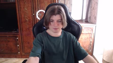 Max online show from February 15, 2026, 8:24 am