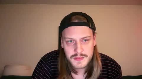 Max Watts online show from December 14, 2025, 11:20 pm