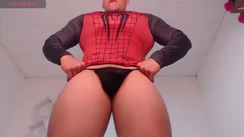 Max online show from October 19, 2025, 5:41 am