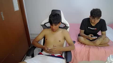 MAX  DAN online show from March 4, 2026, 3:45 am