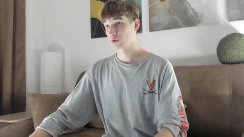 Snapshot of maxwellchik chatting on September 20, 2025, 5:14 pm maxwellchik online show from September 20, 2025, 5:14 pm