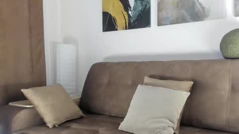 Snapshot of maxwellchik chatting on September 21, 2025, 4:19 pm maxwellchik online show from September 21, 2025, 4:19 pm