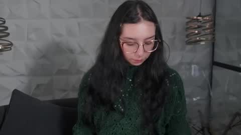 Snapshot of maxx_caprice chatting on June 15, 2026, 11:01 am gabby online show from June 15, 2026, 11:01 am