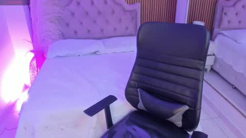 Maxine Minx online show from March 20, 2026, 2:16 am