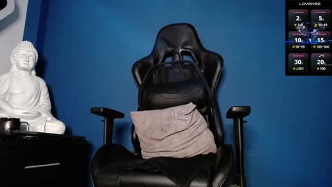 maxxxpowerful online show from October 27, 2025, 4:11 pm