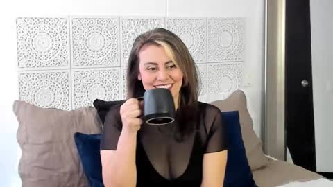 Victoria online show from December 19, 2024, 3:08 pm