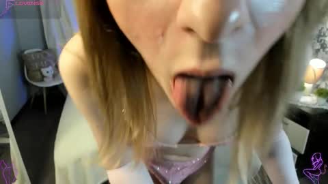 Leila online show from March 12, 2026, 10:54 am