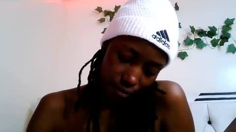 Snapshot of maya_melody chatting on July 21, 2026, 9:39 pm maya_melody online show from July 21, 2026, 9:39 pm