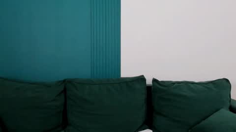 Maya online show from February 15, 2025, 6:01 pm