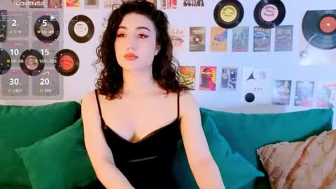 Maya online show from May 1, 2026, 3:05 pm