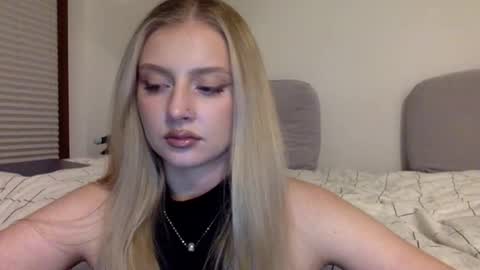 Snapshot of mayaflirt chatting on February 5, 2026, 5:28 pm mayaflirt online show from February 5, 2026, 5:28 pm