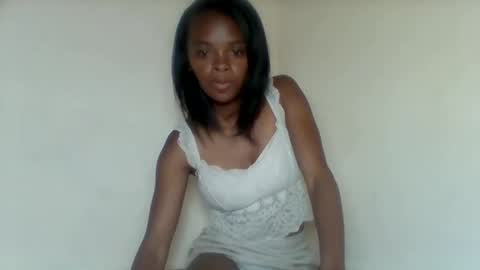 Snapshot of mayalabelle chatting on November 1, 2025, 9:00 am mayalabelle online show from November 1, 2025, 9:00 am