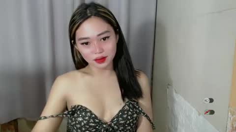 mayasally_ online show from January 25, 2025, 11:44 am