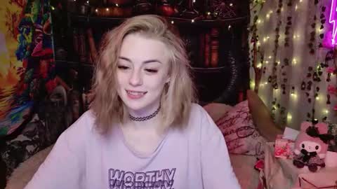 maybe_yours333 online show from July 12, 2026, 12:07 pm
