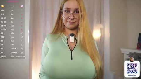 Snapshot of maybellebyone chatting on February 25, 2026, 2:27 pm Milina online show from February 25, 2026, 2:27 pm