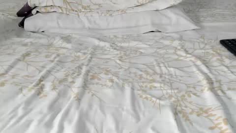 Maybelline69 online show from February 15, 2026, 7:54 pm