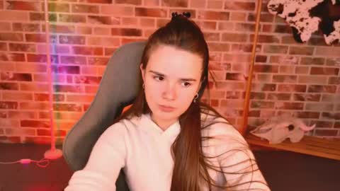 Snapshot of maybloom_ chatting on March 20, 2026, 12:43 pm maybloom_ online show from March 20, 2026, 12:43 pm