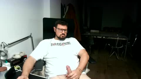 mayde4thbwu online show from August 2, 2026, 8:51 pm