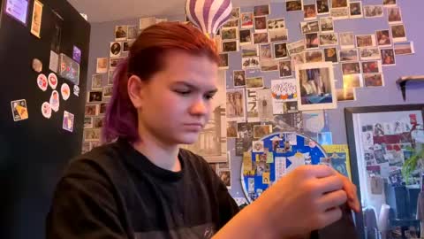 Rose online show from April 15, 2026, 7:26 am