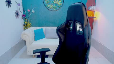 mayli_marie online show from April 2, 2026, 12:36 pm