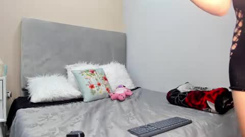 mayte online show from June 12, 2026, 10:08 pm