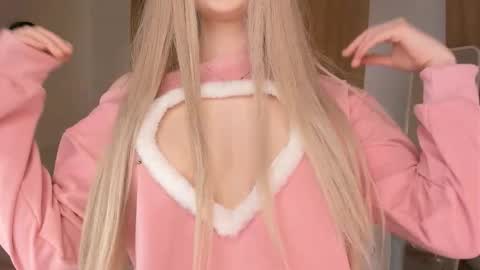  Mila  online show from March 16, 2026, 9:24 am