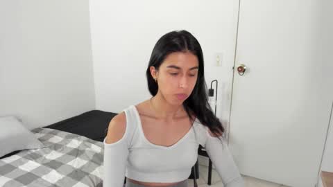 mazikeen_18 online show from March 20, 2026, 1:38 pm