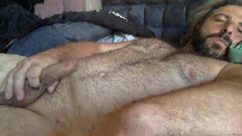 Snapshot of mazl0w chatting on December 10, 2024, 2:16 am mazl0w online show from December 10, 2024, 2:16 am